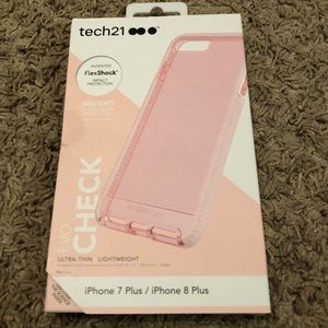 Tech 21 light pink iPhone 6/7/8 plus case